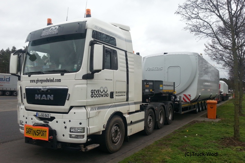 Give Goodwind MAN TGX 41.540E6 8x4 L-GG 841 2016 02 02 Weiskirchen-NordWEB.jpg