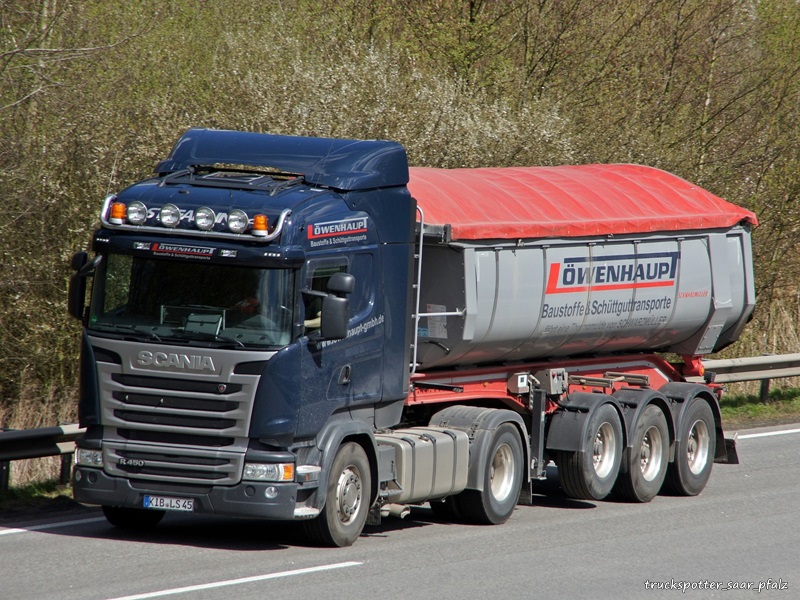 Scania Löwenhaupt DSC06951.jpg