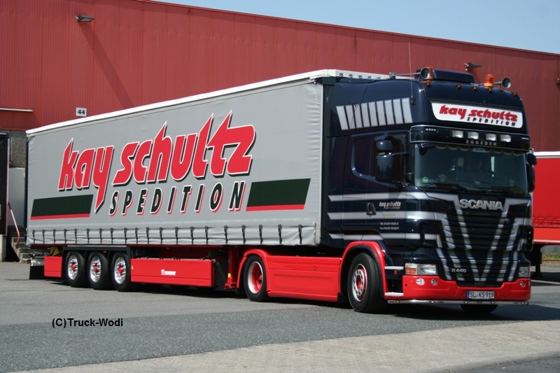 Schultz Scania R440 SL-KS 919 2015 07 07 Dietzenbach.jpg