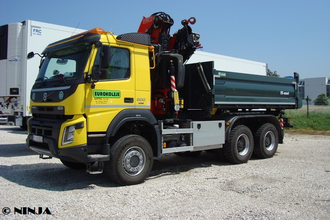 Volvo_FMX500_6x6_S3_HR_Fassi_02.jpg