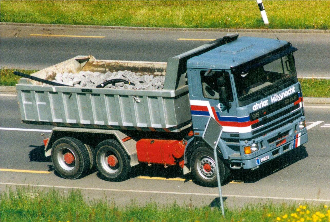 DAF veicoli da costruzioni mezzi d'opera cava cantiere/macchine operatrici in azione Attachment