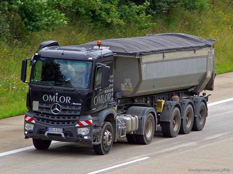Arocs Omlor DSC04747.jpg