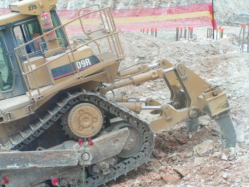 CAT D9R 9.jpg