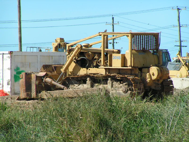 CAT D10.jpg