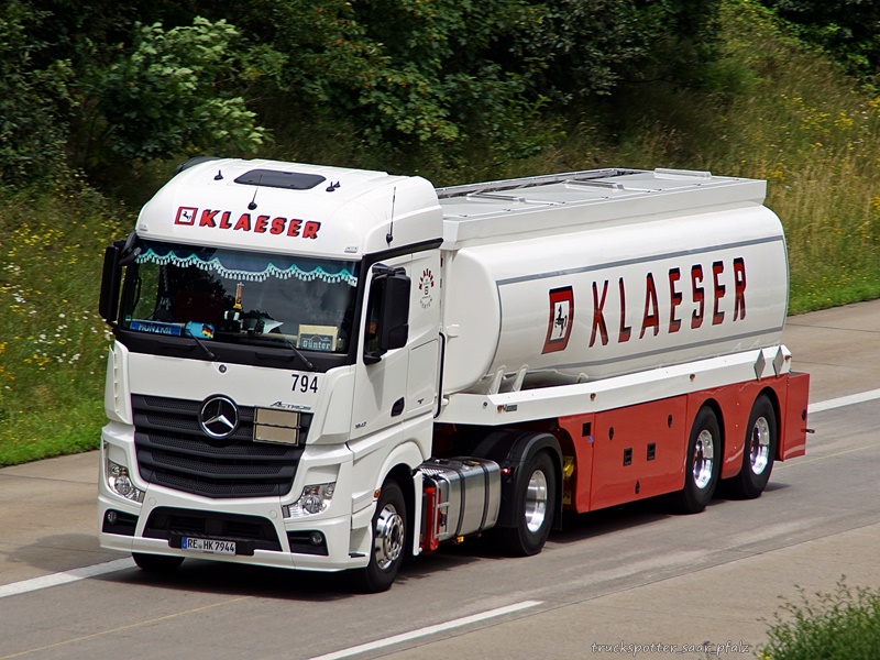 Actros Klaeser DSC05000.jpg