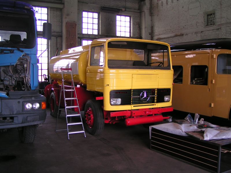 MB 003.jpg
