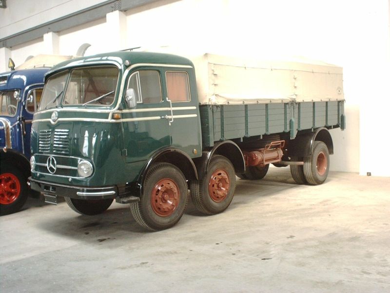 MB 004.jpg