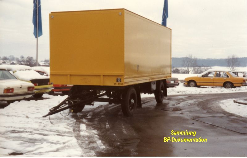 BP 55 - 3153-1a__beim Zentralen Ausstellungslager in Bamberg, um 1982.jpg