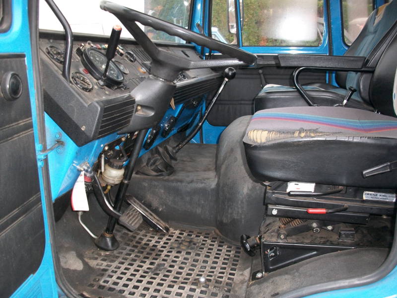 Magirus-Deutz 90M7 Pritschenwagen 3.jpg