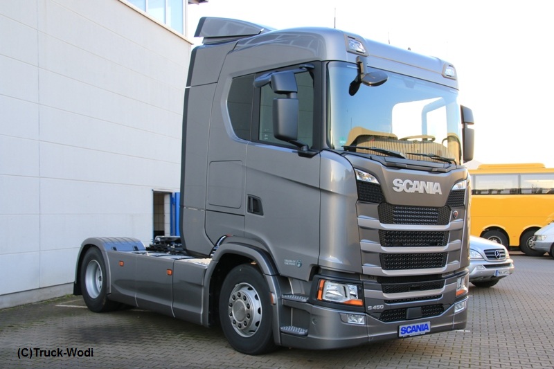 Scania Deutschland Scania S450 2016 12 03 OFWEB.jpg