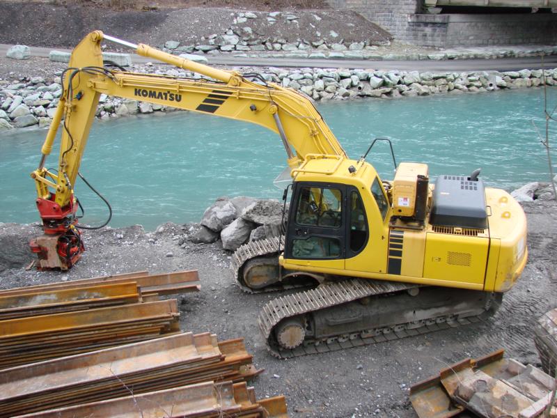 escavatore komatsu Attachment