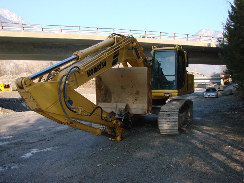 escavatore komatsu Attachment