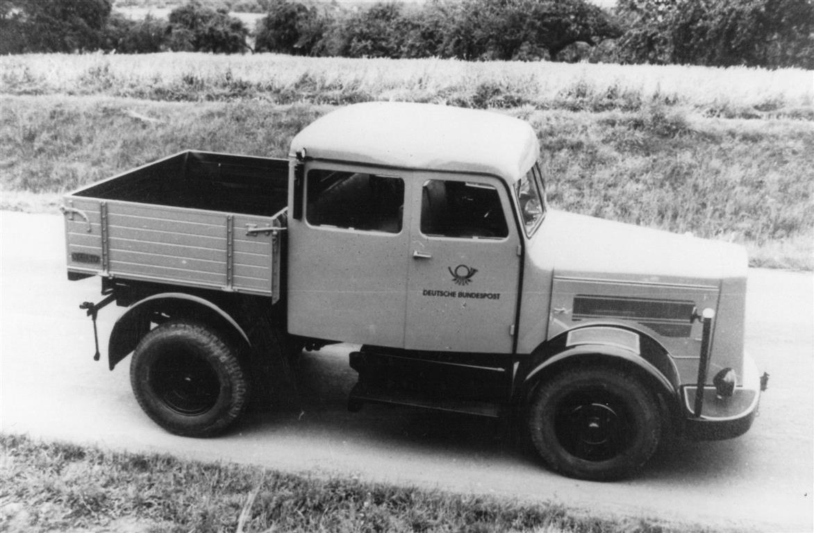 Baumaschinenbilder.de - Forum | Oldtimer-LKWs | gelbe (und graue) Postautos