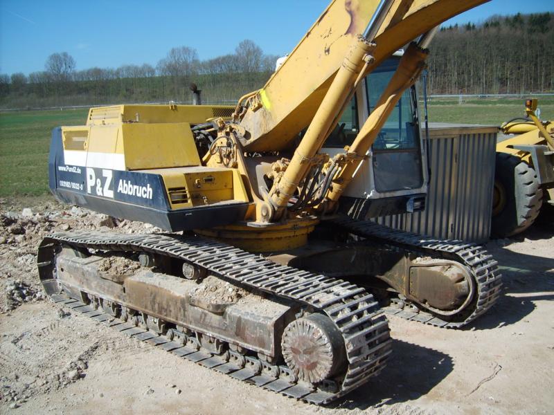 Komatsu PC 300-02.jpg