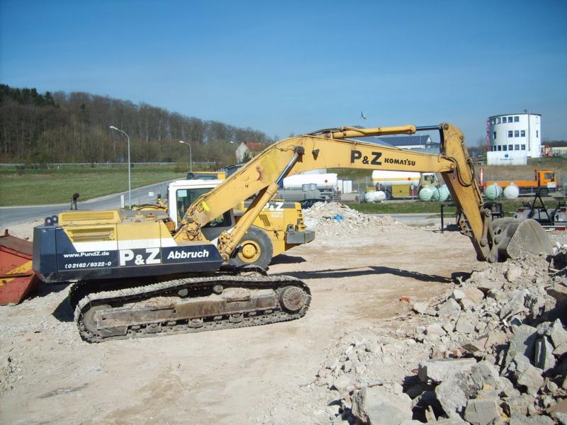 Komatsu PC 300-03.jpg