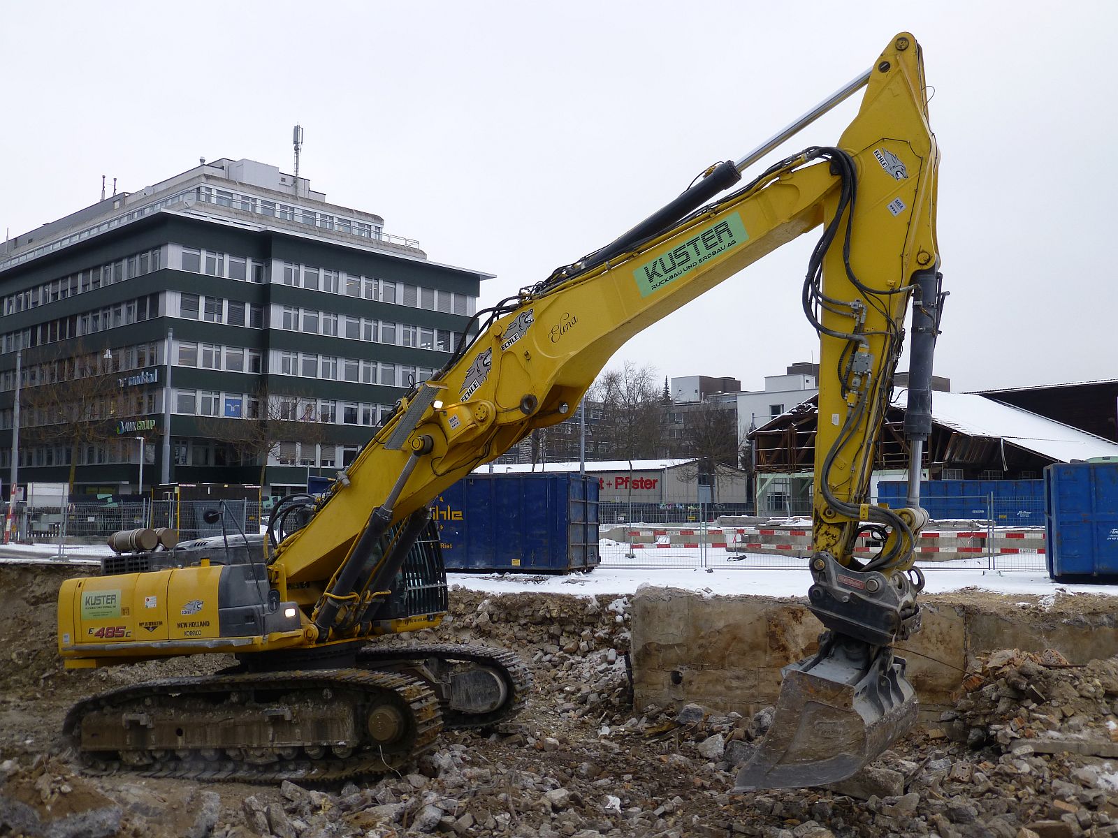 New Holland Construction/CNH Global Attachment