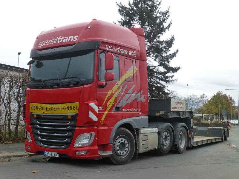 K800_DAF XF 460 E6 Spezialtrans 1.jpg