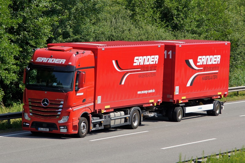 Actros Sander DSC06168.jpg