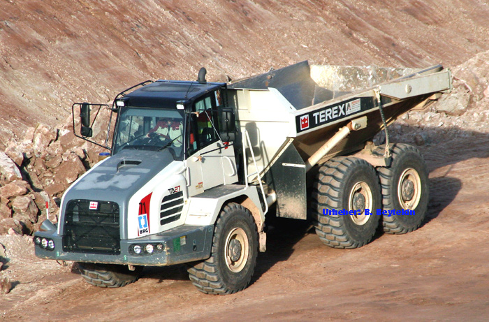 Terex_TA27_1.jpg