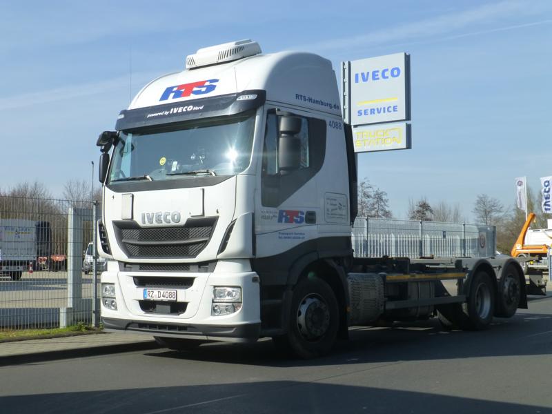 K800_Iveco Stralis Hi-Way 480 RTS 3.jpg