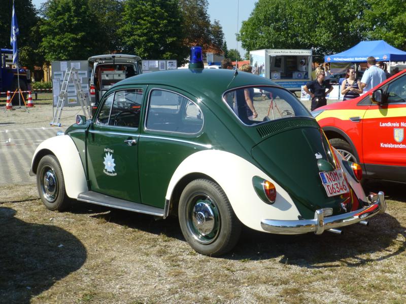 K800_VW Käfer Polizei Niedersachsen 2.jpg