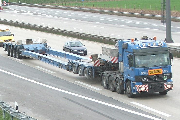 Rostock Trans Actros Titan DSC00084 (2).jpg