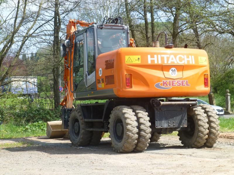 K800_Hitachi Zaxis W140 Kiesel 1.jpg