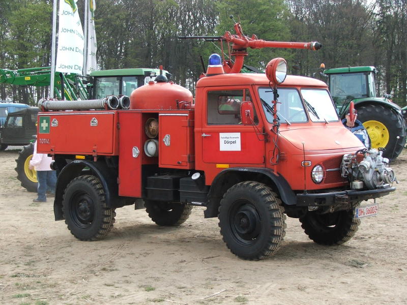 Unimog Polverlöschfahrzeug DSC00026 (2).jpg