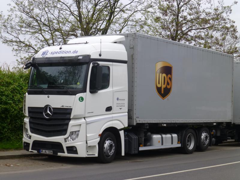 K800_MB Actros 2548 MP4 WL Spedition 1.jpg