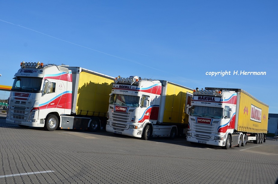 10688327_1557908147804154_37972818558816
15463_o.jpg  10688327_1557908147804154_37972818558816
15463_o.jpg