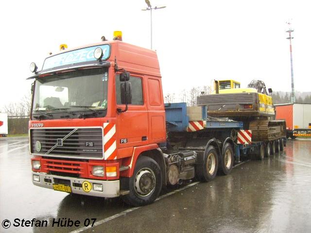 Fa.Herczegh Volvo F16 17°° A3 Autohof24.jpg