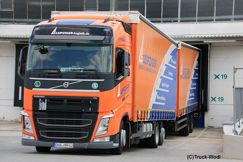 Leipziger Logistik Volvo FH13.460 OHA-HH 43 2017 05 22 NRWEB.jpg