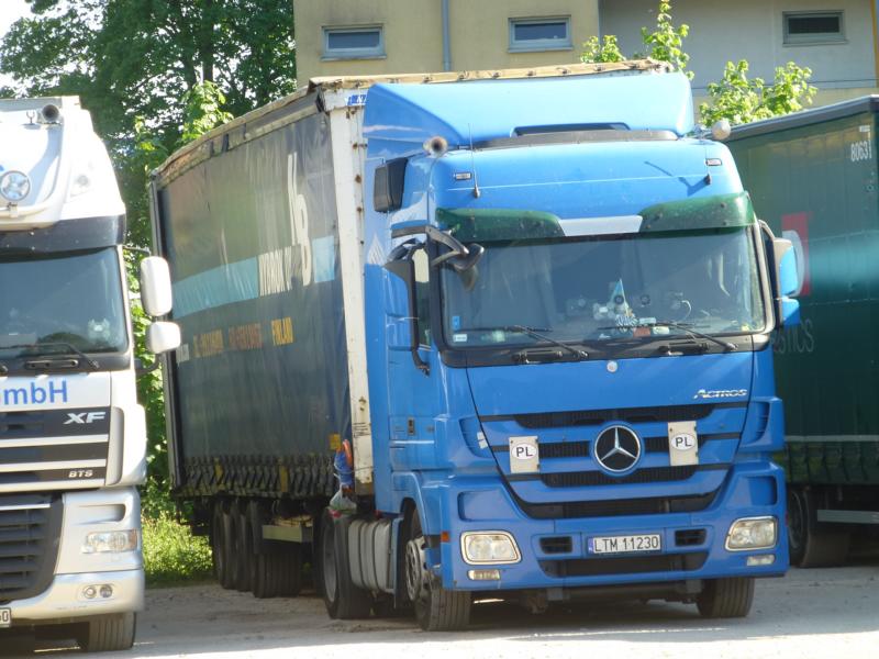 K800_MB Actros 1844 MP3 Polen 1.jpg