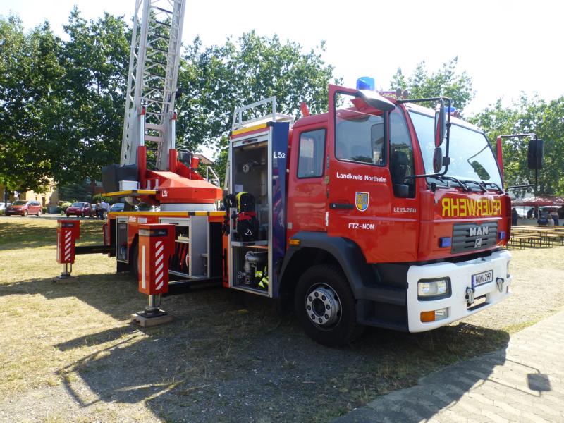 K800_MAN LE 15.280 DLK 23-12 Feuerwehr Northeim 1.jpg