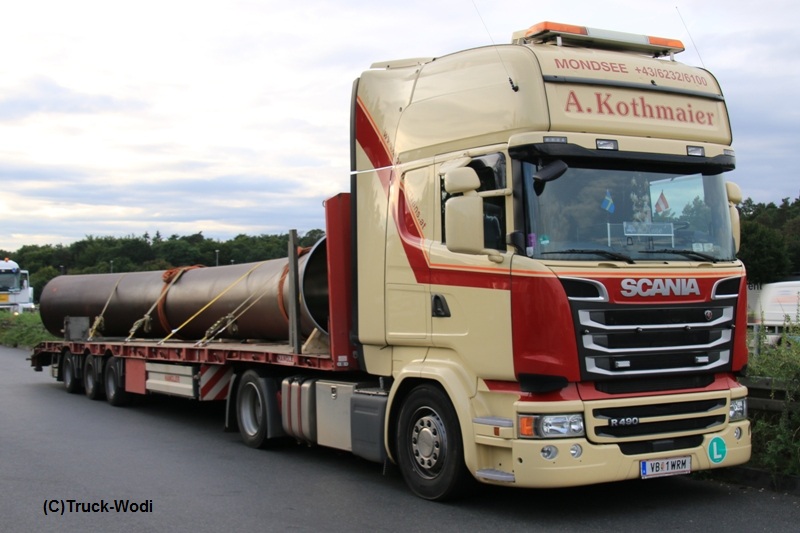 Kothmaier Scania R490 VB-1 WRM 2017 08 31 Weiskirchen-SüdWEB.jpg