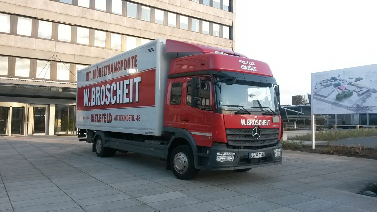 Baumaschinenbilder.de - Forum | LKW und ihre Aufbauten | Umzugs- und