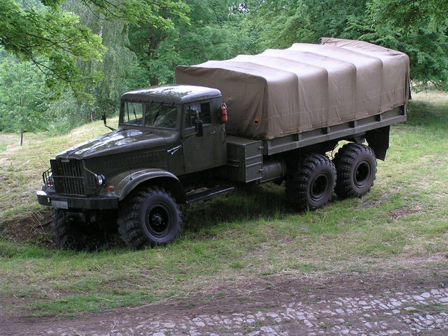 Kraz 255B 6x6 01.jpg