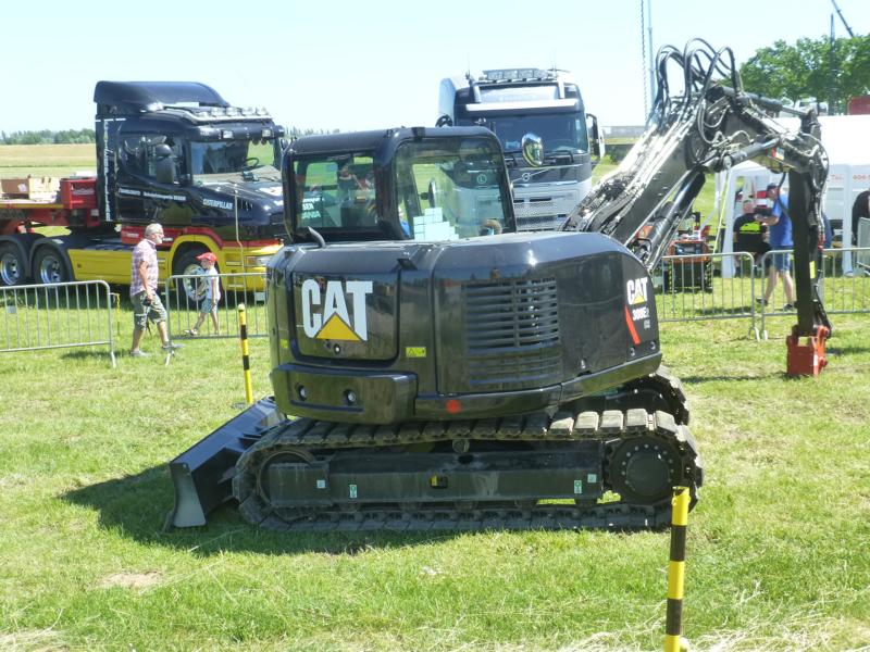 K800_Caterpillar 308E Black 2.jpg