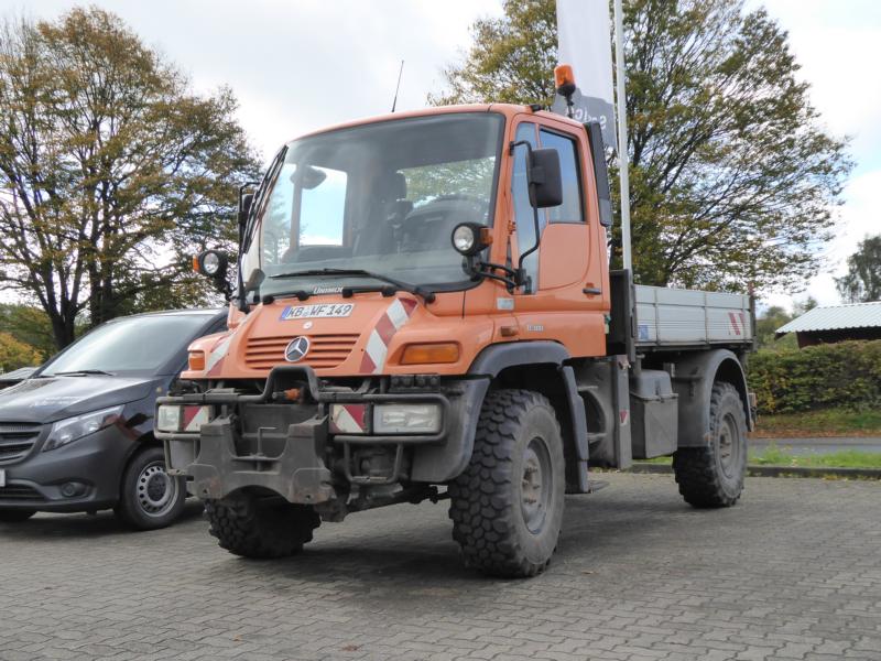 K800_MB Unimog U300 Orange 2.jpg