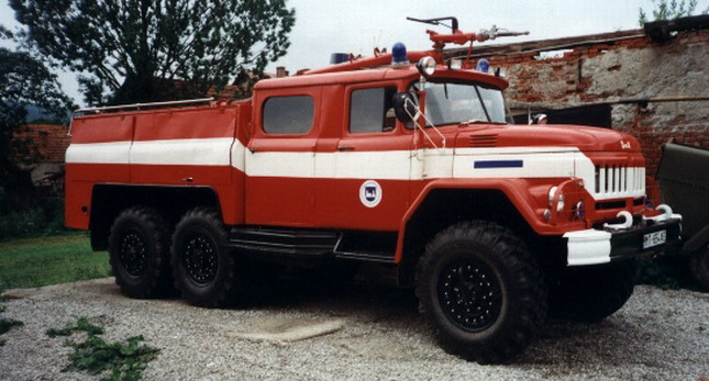 ZIL 6x6 Hasi&#269;i.jpg