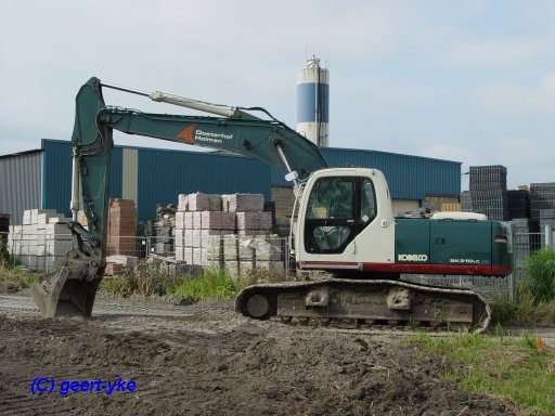 kobelco sk 210  oosterhof & holman.jpg