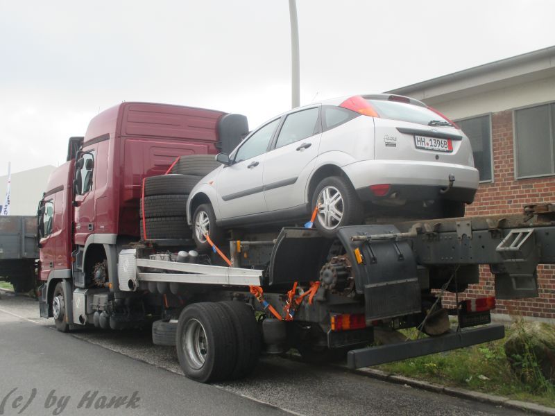 MB Actros 18xx & Ford Focus - Export.jpg
