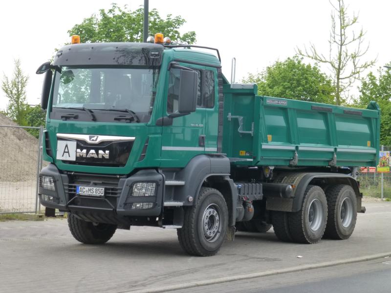 K800_MAN TGS 26.460 E6 Kipper Grün 1.jpg