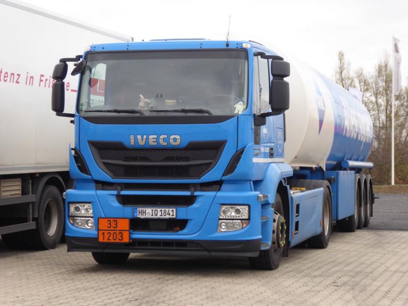 K800_Iveco Stralis Hi-Road 400 Alles Super 2.jpg