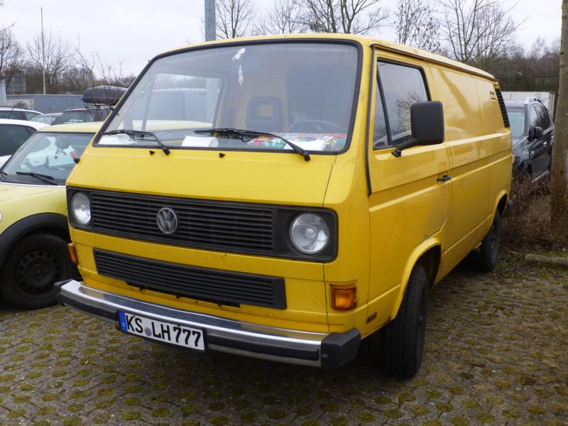 K800_VW T3 Gelb 1.jpg