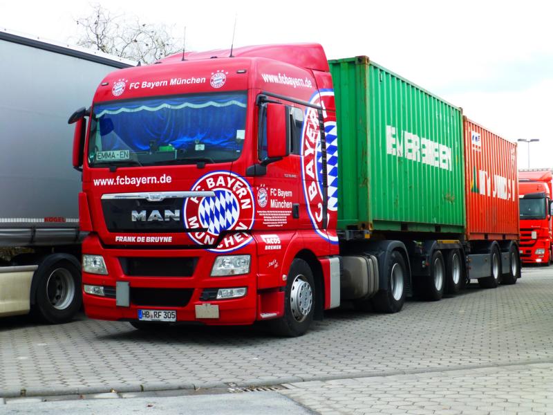 K800_MAN TGX 18.440 FC Bayern 1.jpg