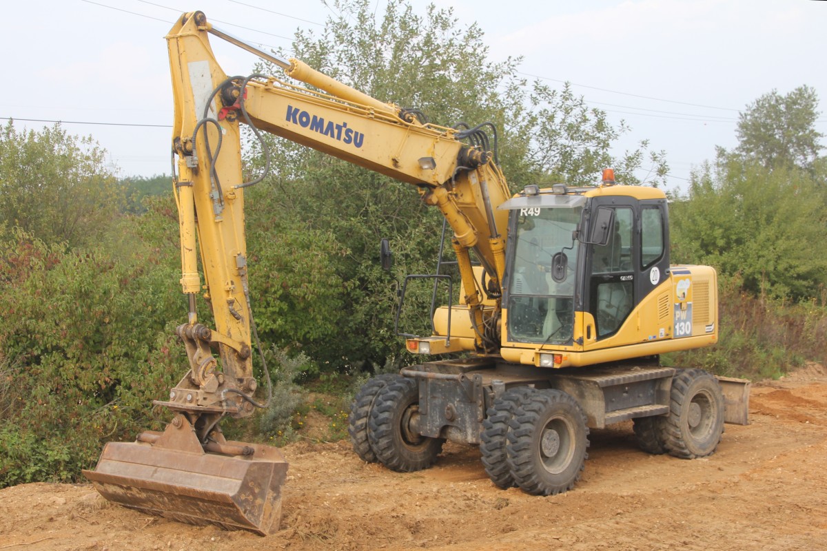 escavatore komatsu Attachment