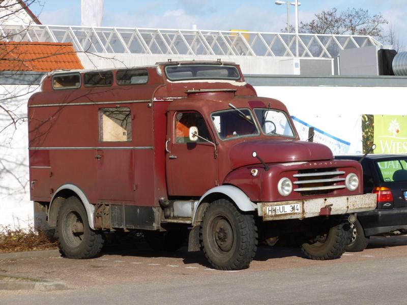 K800_Hanomag AL 28 Rotmetalic 1.jpg