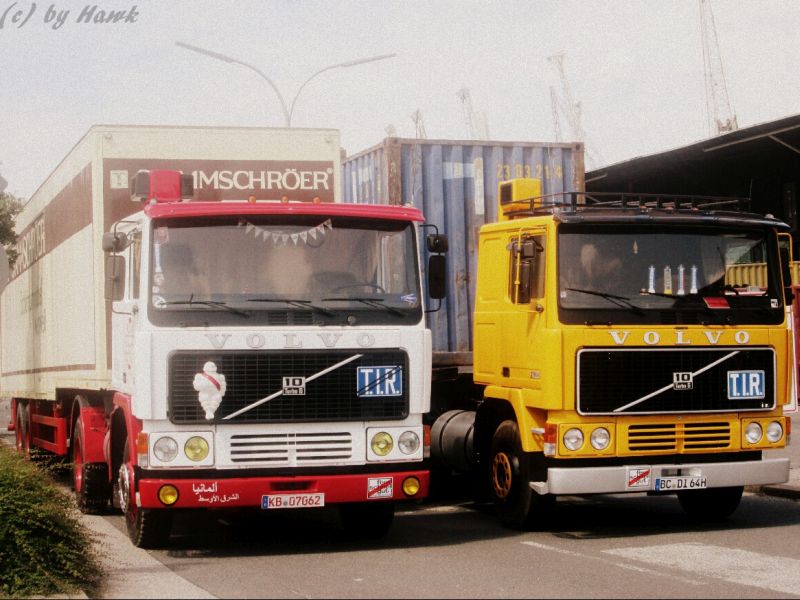 Volvo F 10 (damals in HH).jpg