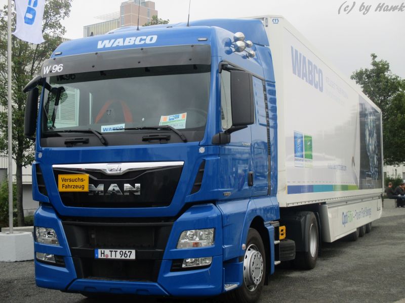 MAN TGX 18.480 (D 3).jpg